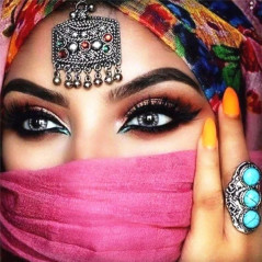 Broderie Diamant - Femme Arabe Inaya