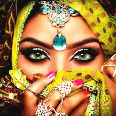 Broderie Diamant - Femme Arabe Maryam