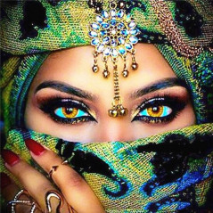 Diamond Painting - Broderie Diamant - Femme Arabe Emna